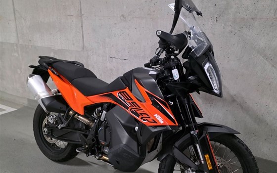 Gebrauchtmotorrad KTM 890 Adventure - Bild 3