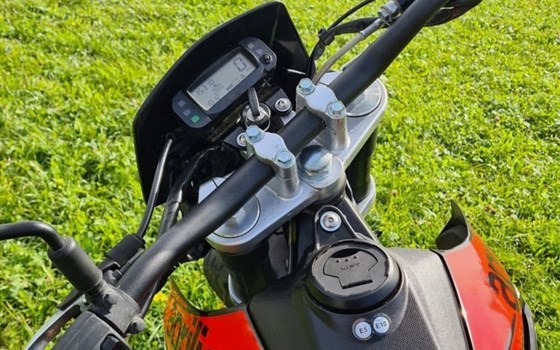 Gebrauchtmotorrad Aprilia SX 125 - Bild 2