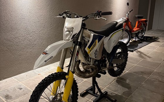 Gebrauchtmotorrad Husqvarna TE 300 - Bild 3