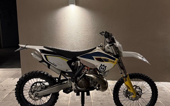 Gebrauchtmotorrad Husqvarna TE 300 - Bild 4