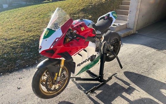 Gebrauchtmotorrad Ducati Panigale V4 S - Bild 2