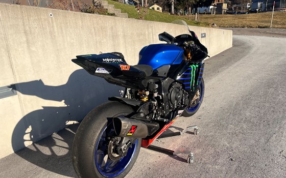 Gebrauchtmotorrad Yamaha R1 - Bild 2