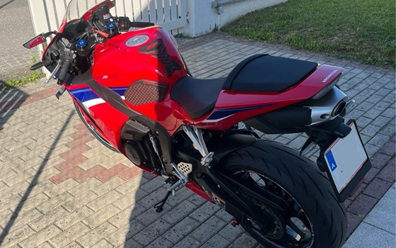 Gebrauchtmotorrad Honda CBR600RR - Bild 12