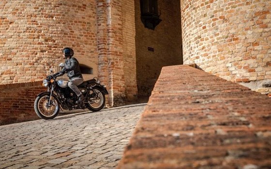 Neufahrzeug Benelli Imperiale 400 - Bild 4