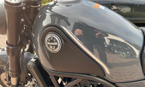 Benelli Leoncino 500