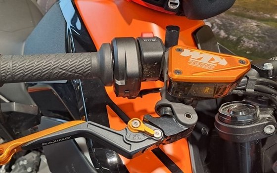 Gebrauchtmotorrad KTM 890 Duke - Bild 2