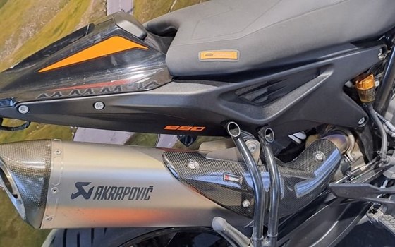Gebrauchtmotorrad KTM 890 Duke - Bild 3