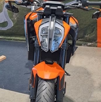 Gebrauchtmotorrad KTM 890 Duke - Bild 6