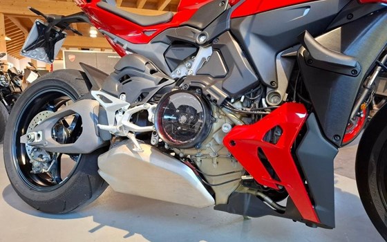 Gebrauchtmotorrad Ducati Streetfighter V4 S - Bild 2