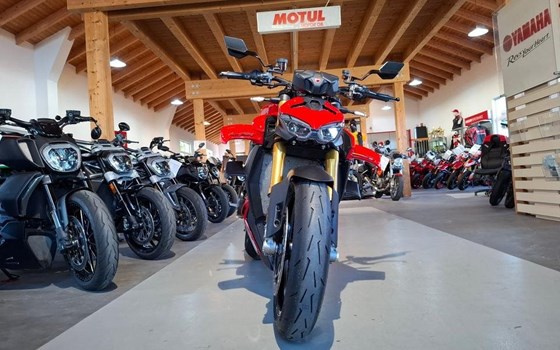 Gebrauchtmotorrad Ducati Streetfighter V4 S - Bild 3