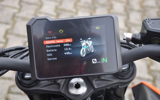 Gebrauchtmotorrad KTM 125 Duke - Bild 11