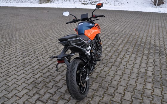 Gebrauchtmotorrad KTM 125 Duke - Bild 7