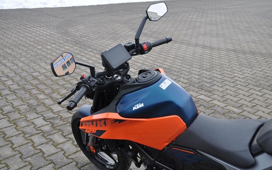 Gebrauchtmotorrad KTM 125 Duke - Bild 8