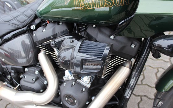 Gebrauchtmotorrad Harley-Davidson Softail Low Rider ST - Bild 2