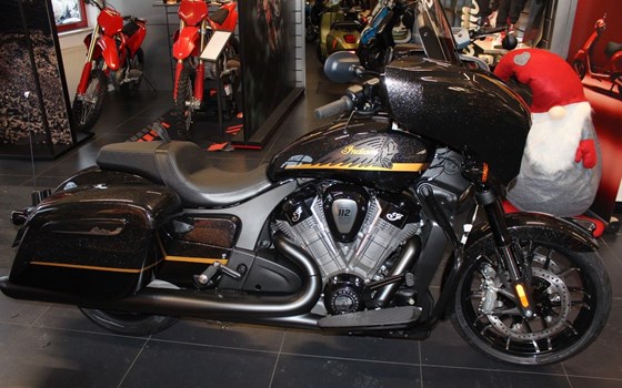 Neufahrzeug Indian Chieftain Powerplus Dark Horse with 112 Package - Bild 1