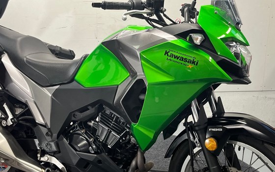 Gebrauchtmotorrad Kawasaki Versys-X 300 - Bild 2
