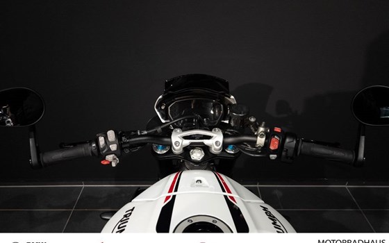 Gebrauchtmotorrad Triumph Speed Triple RS - Bild 15