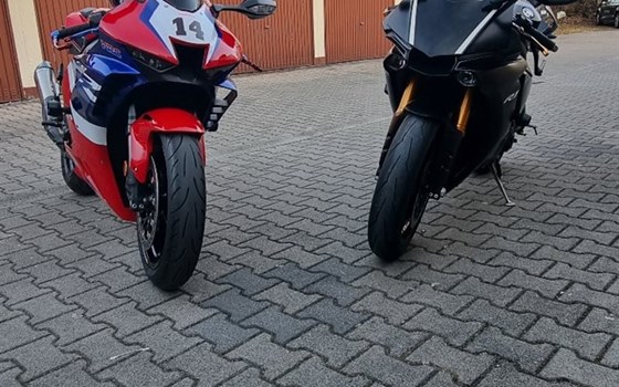 Gebrauchtmotorrad Honda CBR1000RR-R Fireblade - Bild 2