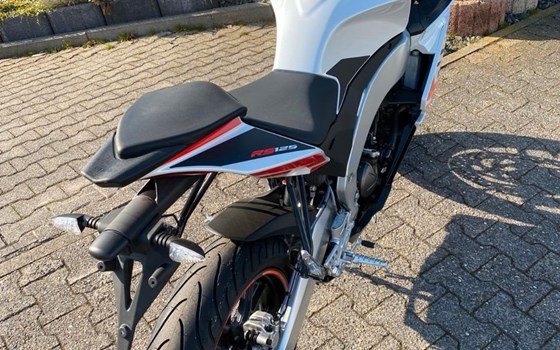 Neufahrzeug Aprilia RS 125 - Bild 9
