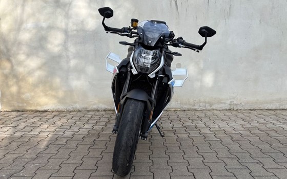 Gebrauchtmotorrad BMW M 1000 R - Bild 6