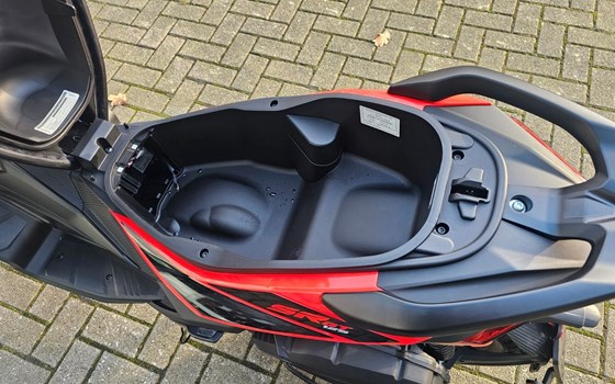 Neufahrzeug Aprilia SR GT 125 - Bild 16