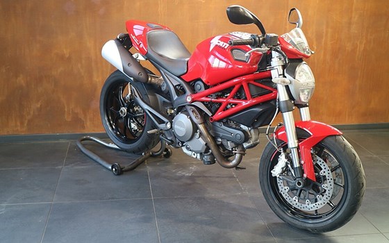 Gebrauchtmotorrad Ducati Monster 796 - Bild 1