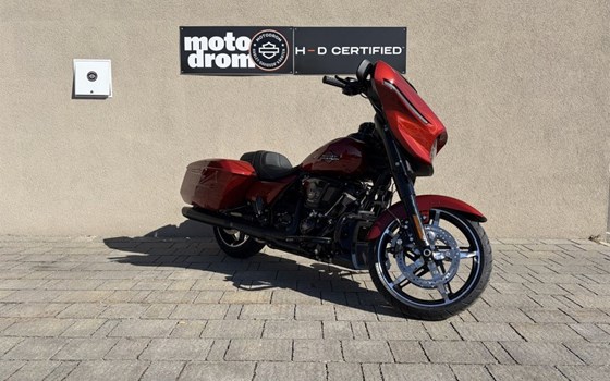 Gebrauchtmotorrad Harley-Davidson Street Glide FLHX - Bild 1