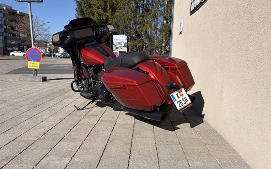 Gebrauchtmotorrad Harley-Davidson Street Glide FLHX - Bild 4