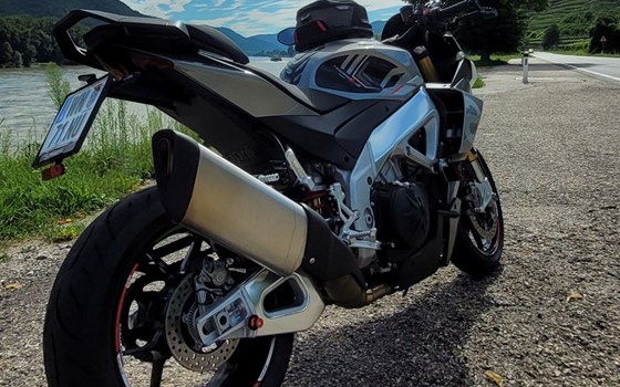 Gebrauchtmotorrad Aprilia Tuono V4 1100 - Bild 10