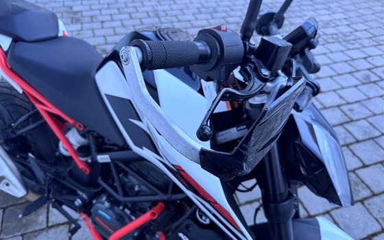 Gebrauchtmotorrad KTM 125 Duke - Bild 10