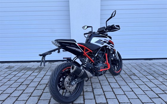 Gebrauchtmotorrad KTM 125 Duke - Bild 3