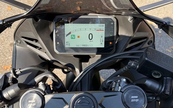 Gebrauchtmotorrad Honda CBR650R E-Clutch - Bild 7