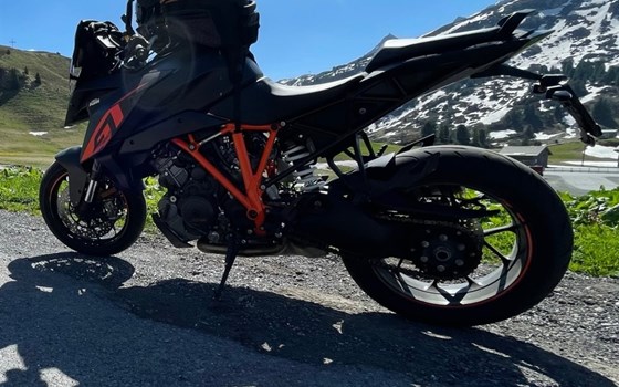 Gebrauchtmotorrad KTM 1290 Super Duke GT - Bild 4
