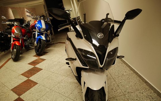 Gebrauchtmotorrad CFMOTO 650GT - Bild 3