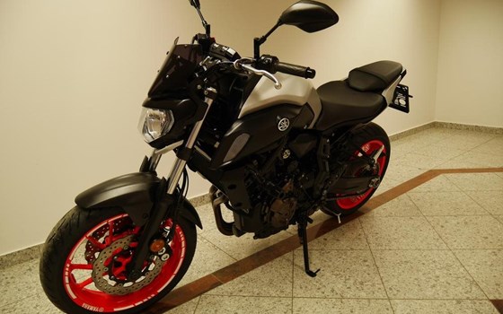 Gebrauchtmotorrad Yamaha MT-07 - Bild 4