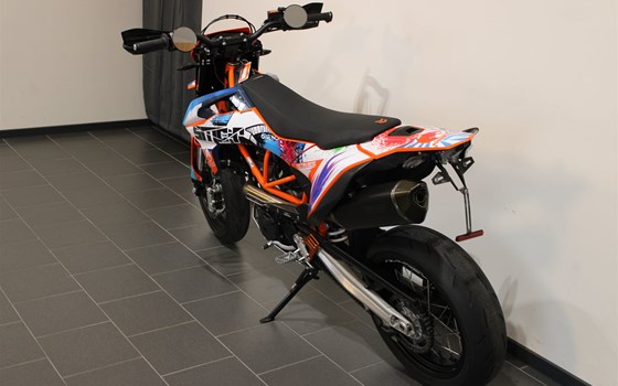 Gebrauchtmotorrad KTM 690 SMC R - Bild 7