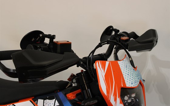 Gebrauchtmotorrad KTM 690 SMC R - Bild 12