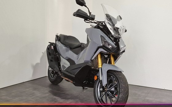 Gebrauchtmotorrad Sym ADX 400 TG - Bild 1