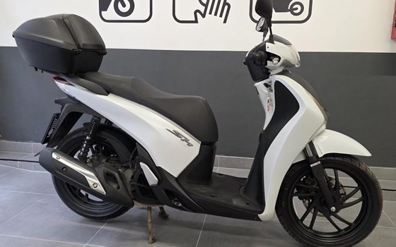 Gebrauchtmotorrad Honda SH150i - Bild 2