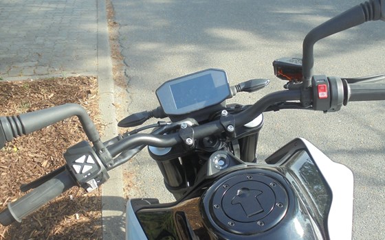 Gebrauchtmotorrad KTM 790 Duke L - Bild 6