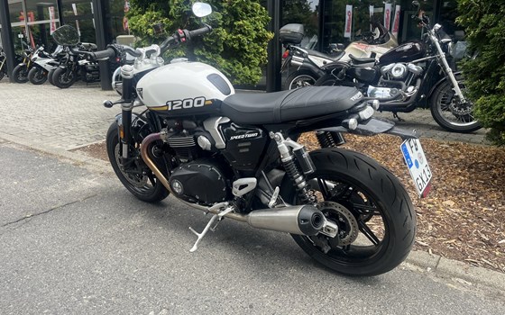 Gebrauchtmotorrad Triumph Speed Twin 1200 - Bild 8