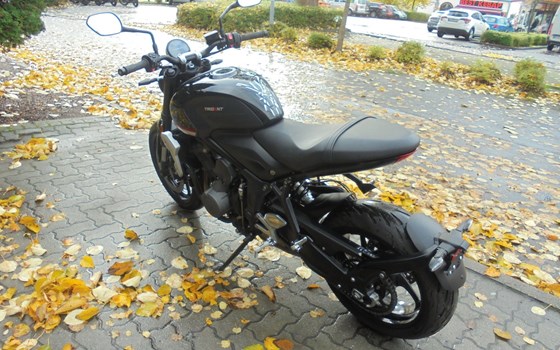 Gebrauchtmotorrad Triumph Trident 660 - Bild 8