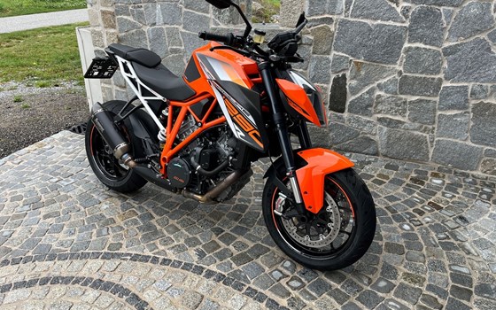 Gebrauchtmotorrad KTM 1290 Super Duke R - Bild 3