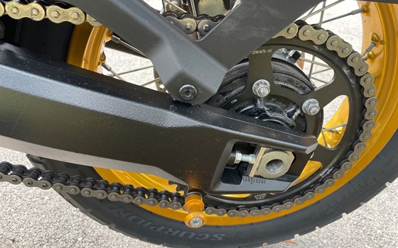 Gebrauchtmotorrad Suzuki V-Strom 800DE - Bild 15