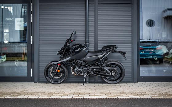 Neufahrzeug KTM 125 Duke - Bild 4