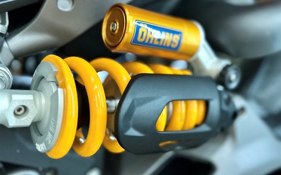 Gebrauchtmotorrad Ducati Streetfighter V2 S - Bild 11