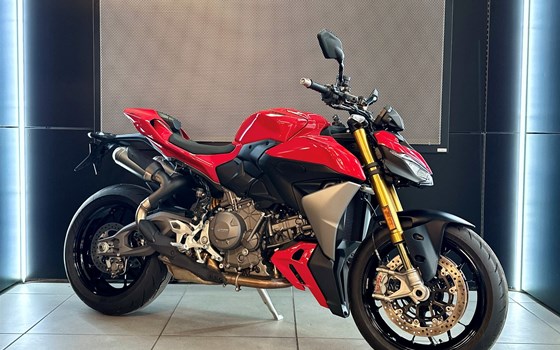 Gebrauchtmotorrad Ducati Streetfighter V2 S - Bild 1