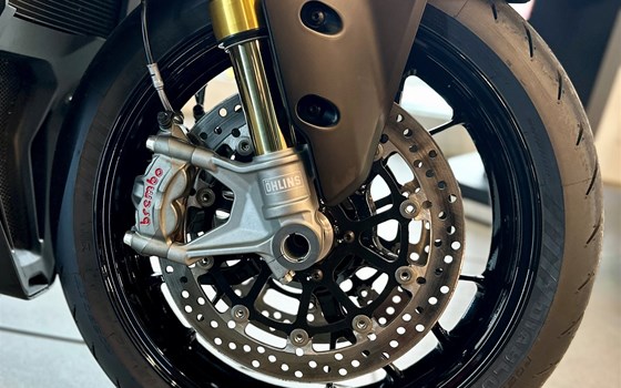 Gebrauchtmotorrad Ducati Streetfighter V2 S - Bild 8