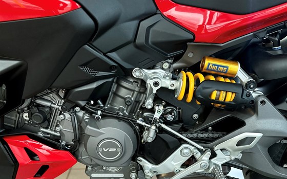 Gebrauchtmotorrad Ducati Streetfighter V2 S - Bild 10