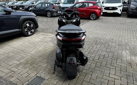 Neufahrzeug Piaggio MP3 530 HPE Exclusive - Bild 4